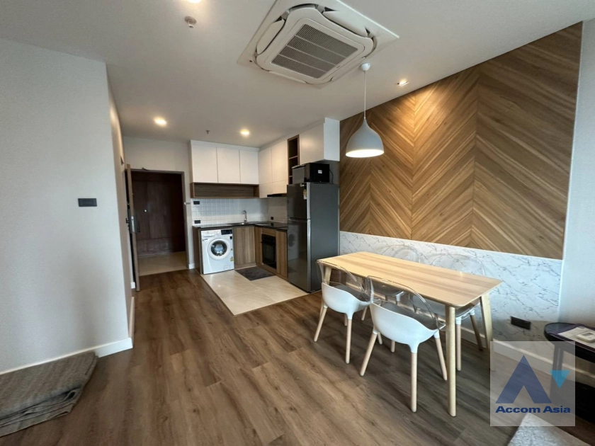 8  2 br Condominium For Rent in Ploenchit ,Bangkok BTS Chitlom at President Place AA44906