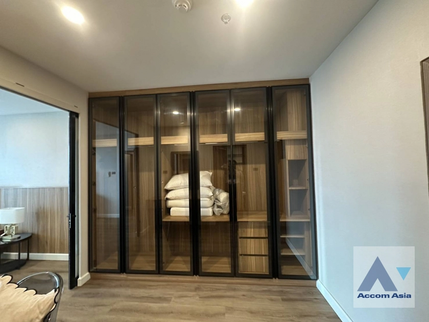 15  2 br Condominium For Rent in Ploenchit ,Bangkok BTS Chitlom at President Place AA44906