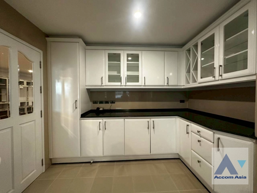 11  3 br Apartment for rent and sale in Sukhumvit ,Bangkok BTS Asok - MRT Sukhumvit at A Classic Style AA44908