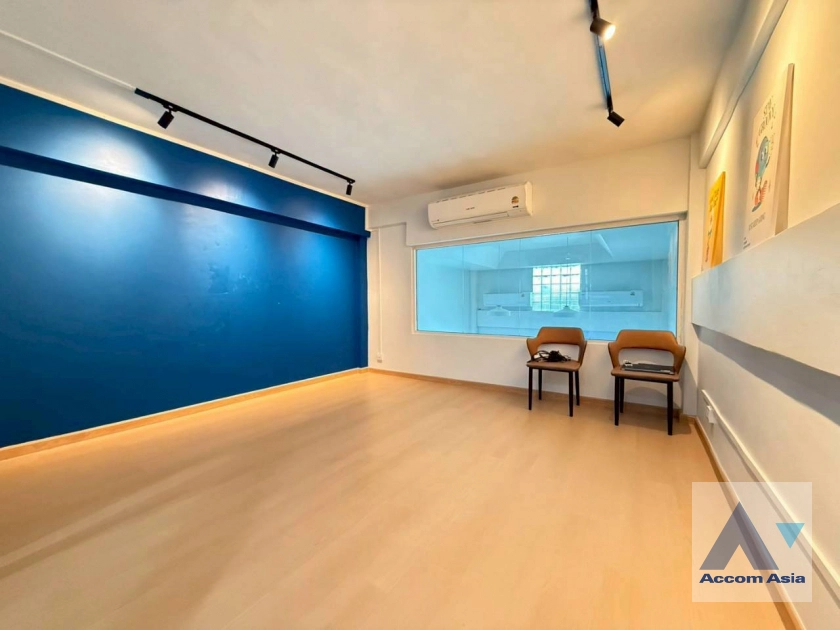  2  3 br Townhouse For Sale in Sukhumvit ,Bangkok BTS Phrom Phong - MRT Queen Sirikit National Convention Center AA44912