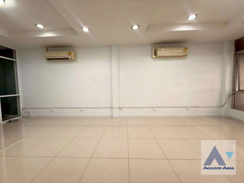 12  3 br Townhouse For Sale in Sukhumvit ,Bangkok BTS Phrom Phong - MRT Queen Sirikit National Convention Center AA44912