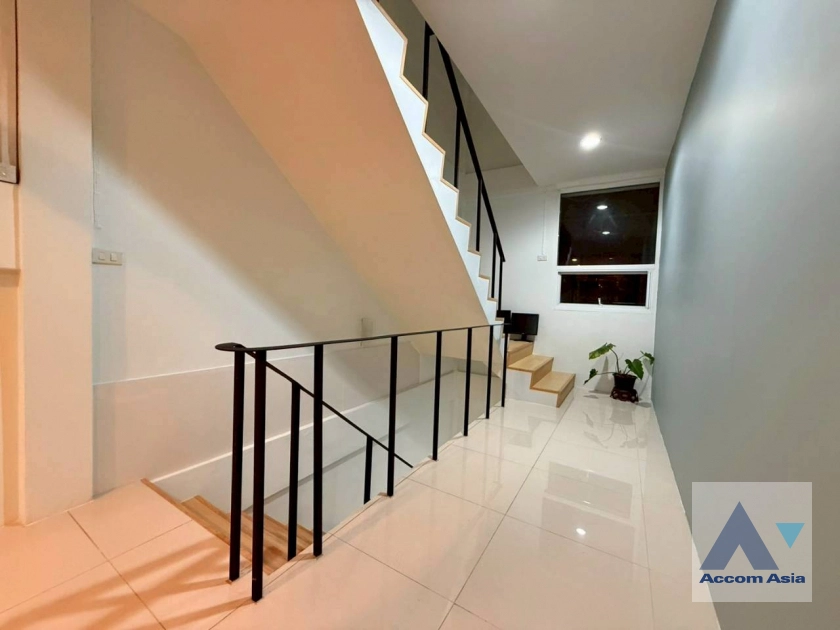 15  3 br Townhouse For Sale in Sukhumvit ,Bangkok BTS Phrom Phong - MRT Queen Sirikit National Convention Center AA44912