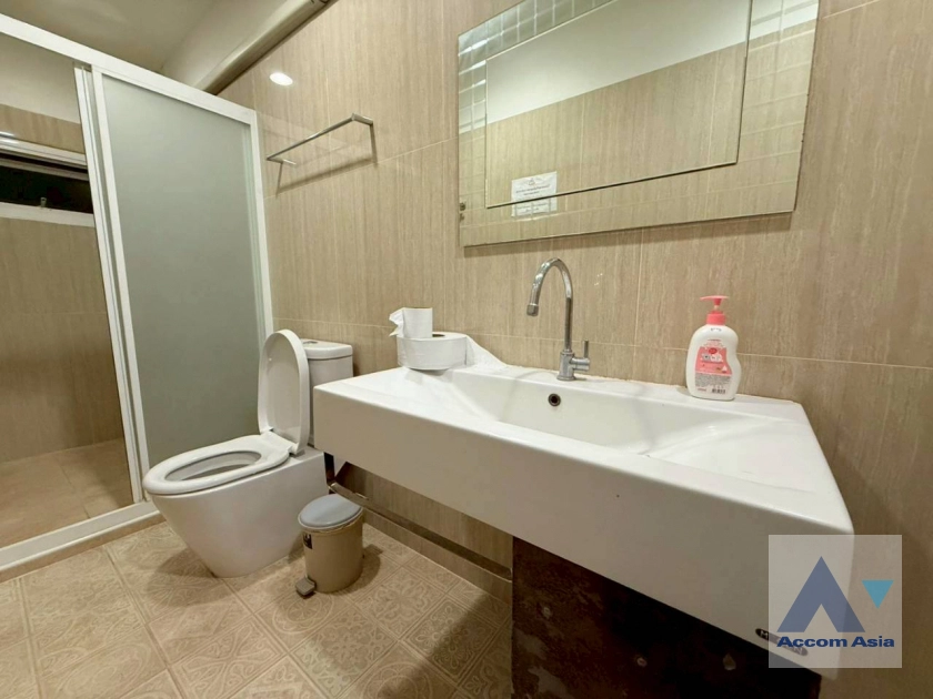 18  3 br Townhouse For Sale in Sukhumvit ,Bangkok BTS Phrom Phong - MRT Queen Sirikit National Convention Center AA44912