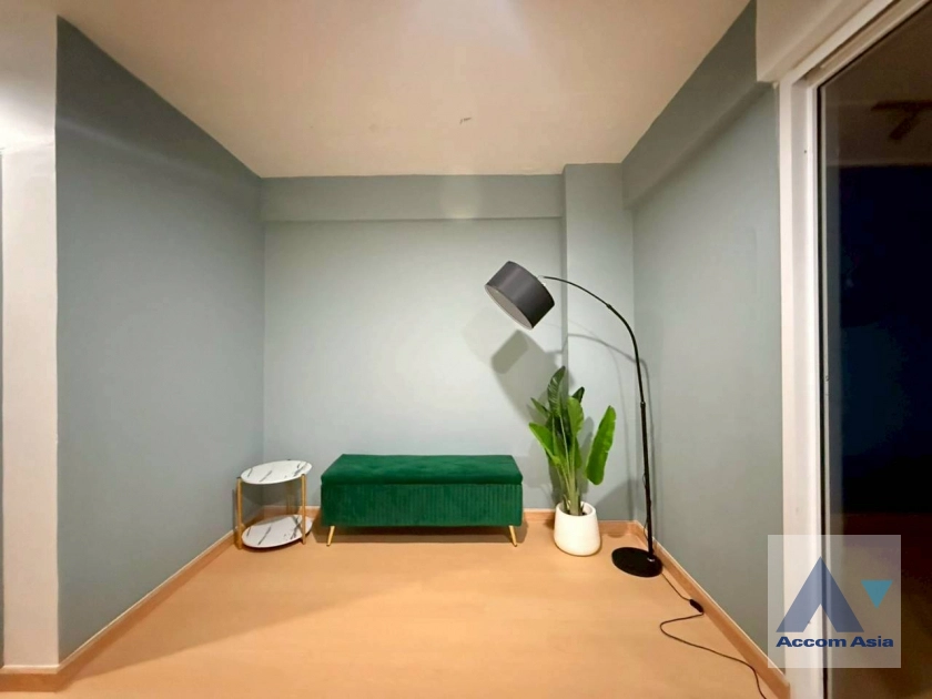 unit 3 Bedrooms  Townhouse For Sale in Sukhumvit, Bangkok  near BTS Phrom Phong - MRT Queen Sirikit National Convention Center (AA44912)