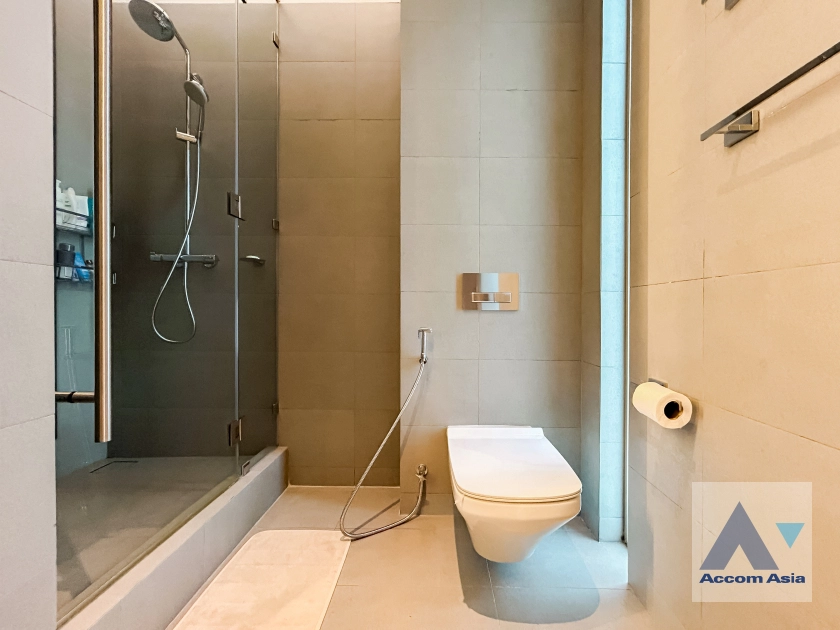 26  4 br Condominium For Sale in Sukhumvit ,Bangkok BTS Phra khanong at Ficus Lane AA44915