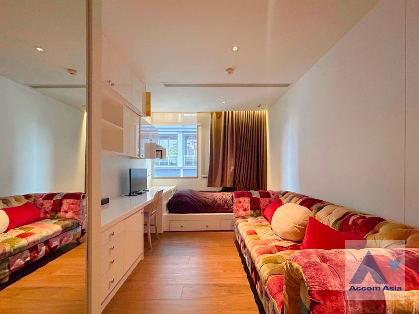 43  4 br Condominium For Sale in Sukhumvit ,Bangkok BTS Phra khanong at Ficus Lane AA44915