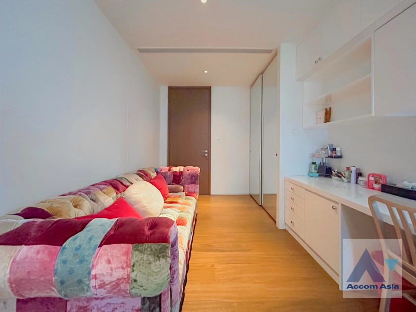 42  4 br Condominium For Sale in Sukhumvit ,Bangkok BTS Phra khanong at Ficus Lane AA44915