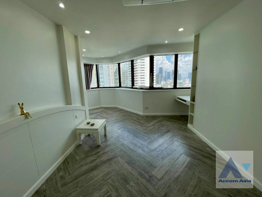 9  3 br Condominium for rent and sale in Sukhumvit ,Bangkok  at President Park Sukhumvit 24   AA44918