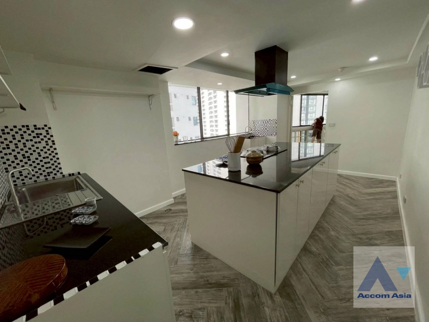 5  3 br Condominium for rent and sale in Sukhumvit ,Bangkok  at President Park Sukhumvit 24   AA44918