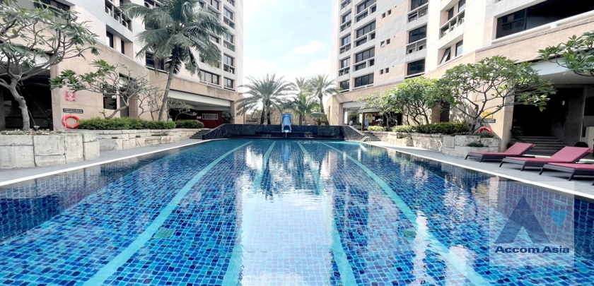President Park Sukhumvit 24   Condominium  3 Bedroom for Sale   in Sukhumvit Bangkok