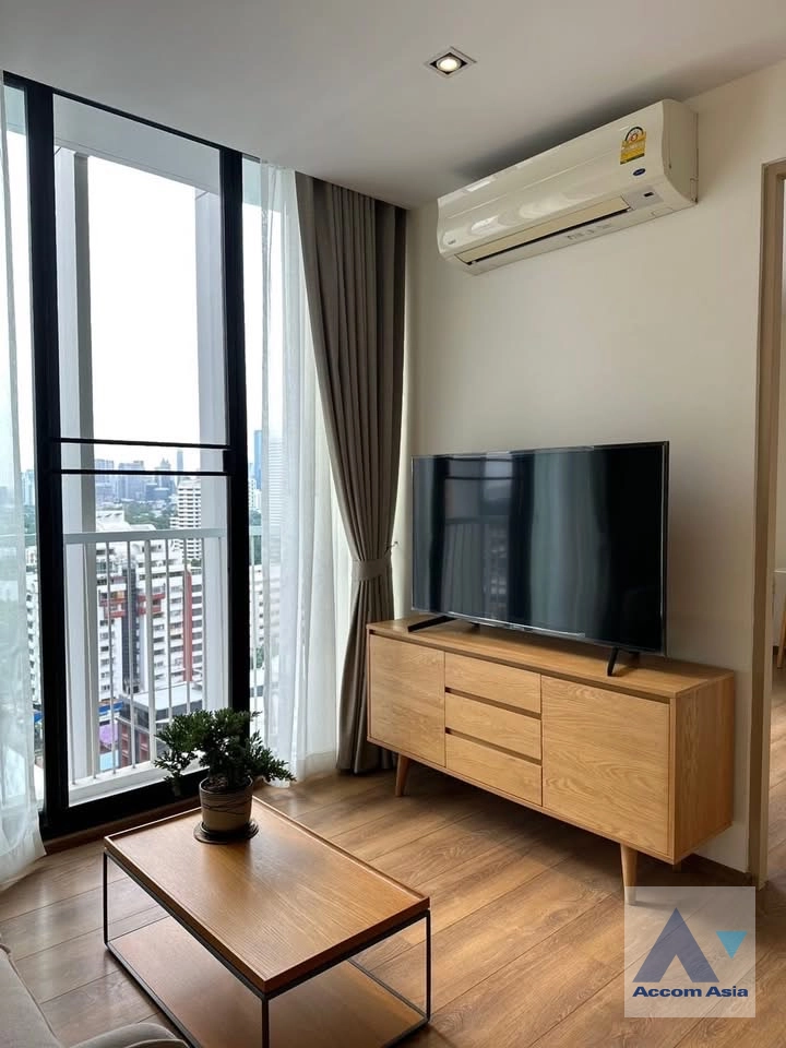 Newly renovated, Fully Furnished |  Park Origin Phrom Phong Condominium  2 Bedroom for Sale & Rent BTS Phrom Phong in Sukhumvit Bangkok