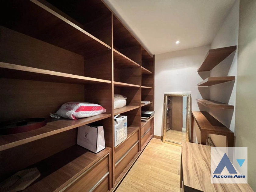 13  2 br Condominium for rent and sale in Phaholyothin ,Bangkok BTS Ari at Le Monaco Residence AA44931