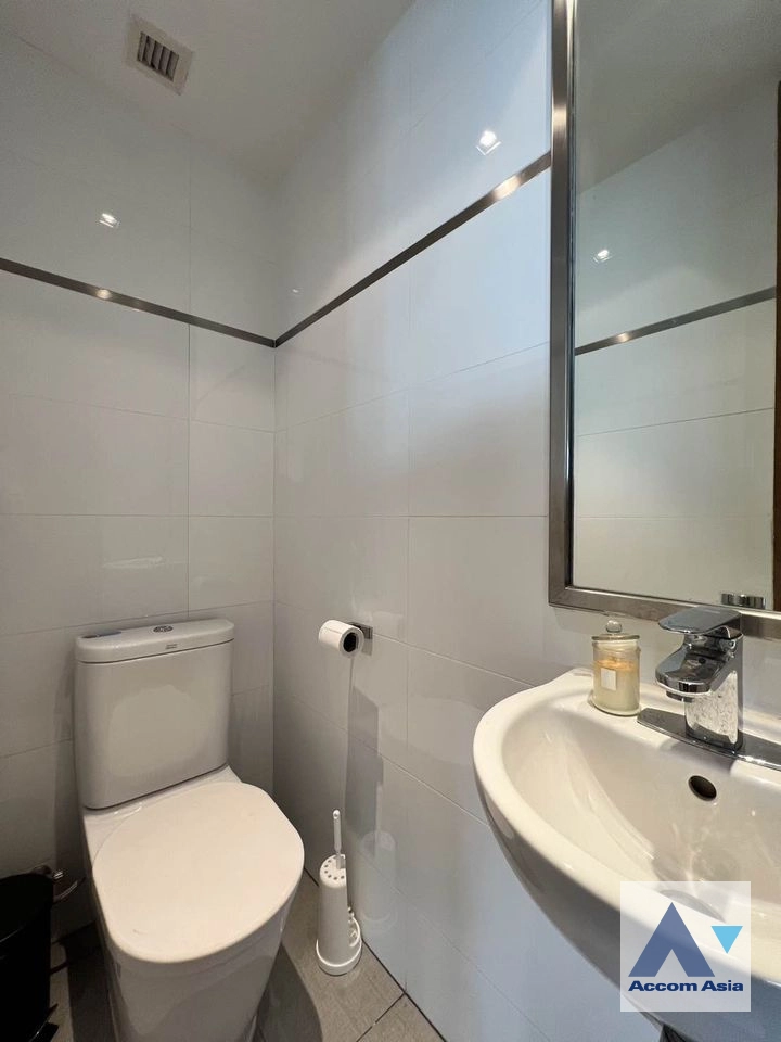 16  2 br Condominium for rent and sale in Phaholyothin ,Bangkok BTS Ari at Le Monaco Residence AA44931