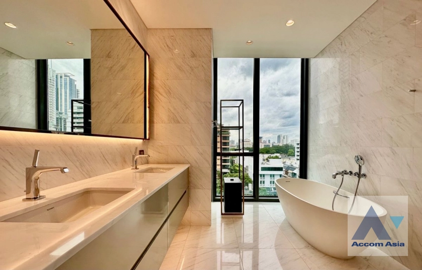 14  2 br Condominium For Sale in Ploenchit ,Bangkok BTS Chitlom at The Residences at Sindhorn Kempinski Hotel Bangkok AA44932