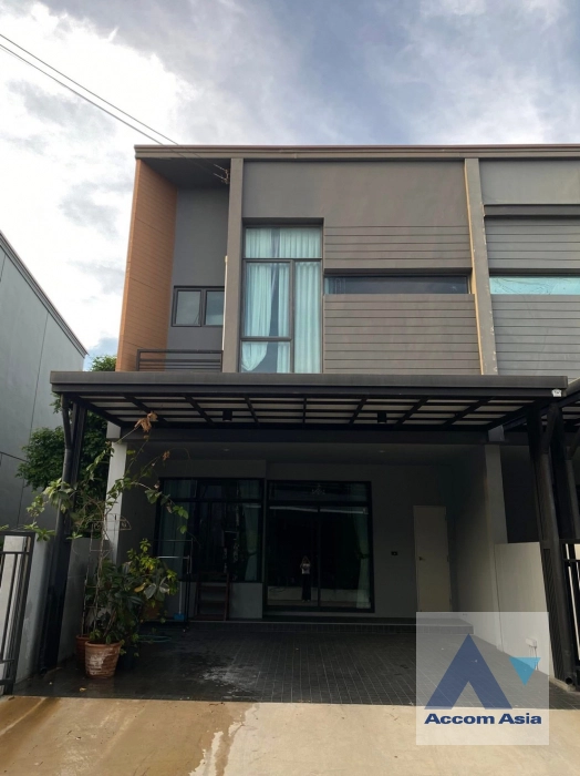  2  2 br Townhouse for rent and sale in Latkrabang ,Bangkok  at Verve Rama 9 AA44934