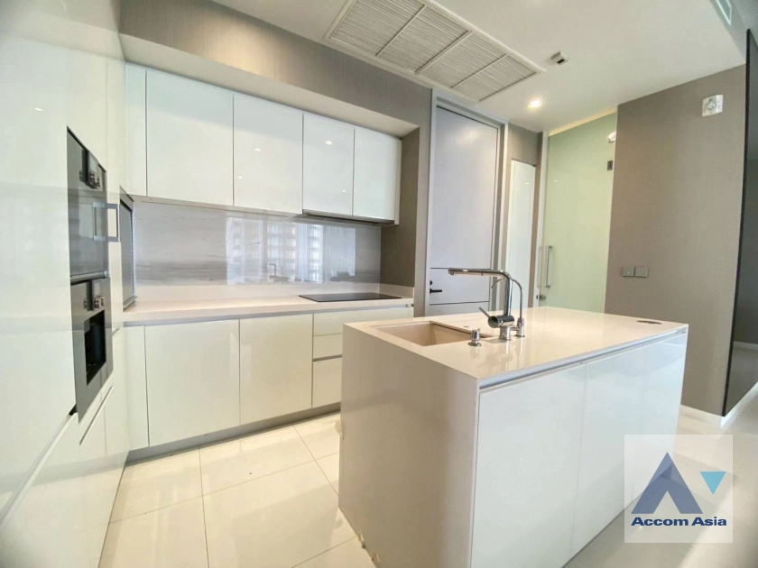 12  2 br Condominium For Sale in Sukhumvit ,Bangkok BTS Phrom Phong at Vittorio Sukhumvit 39 AA44949