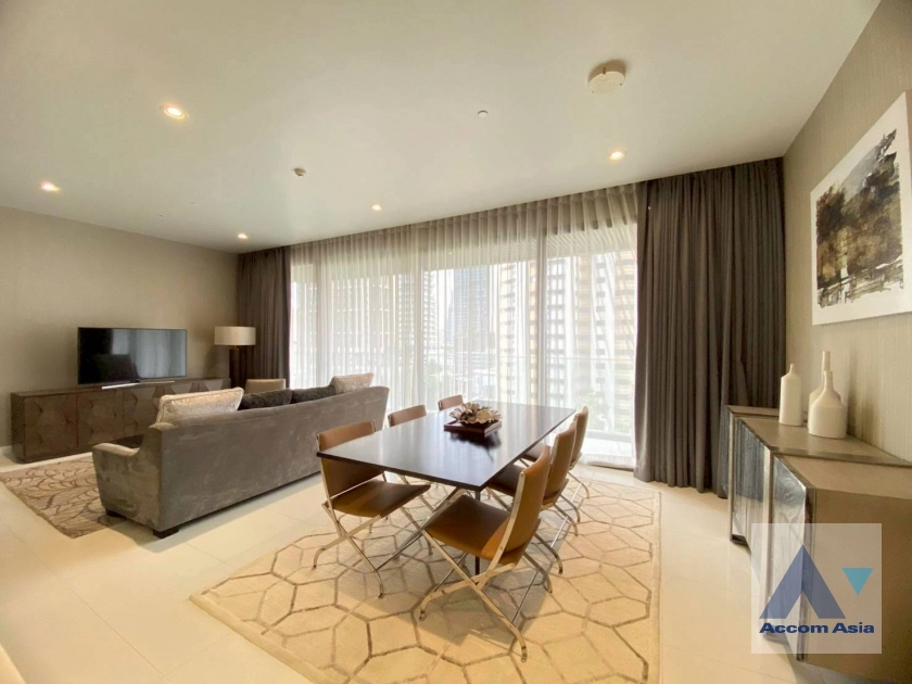 4  2 br Condominium For Sale in Sukhumvit ,Bangkok BTS Phrom Phong at Vittorio Sukhumvit 39 AA44949