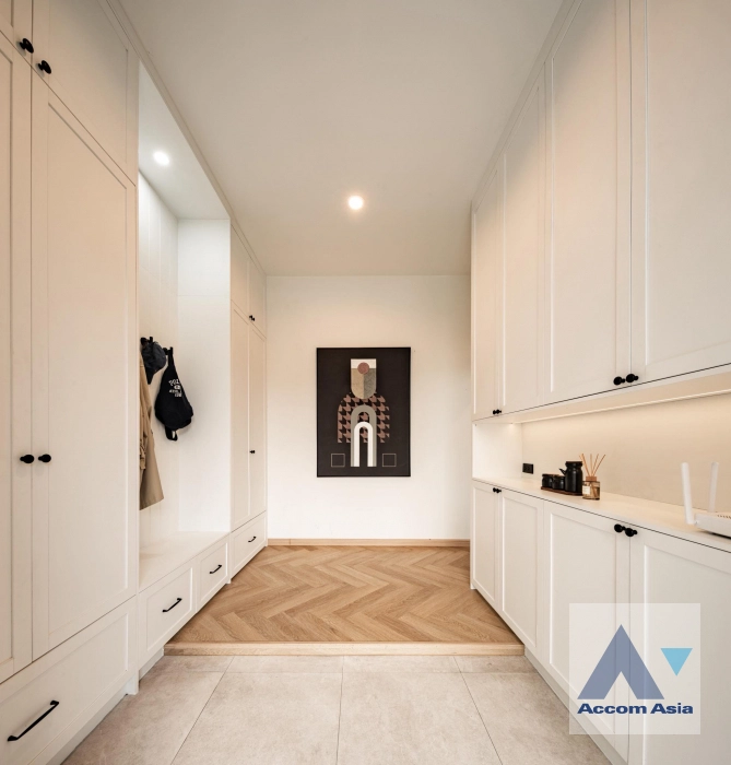 13  3 br House for rent and sale in Lat Phrao ,Bangkok  AA44953