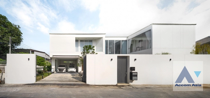 36  3 br House for rent and sale in Lat Phrao ,Bangkok  AA44953