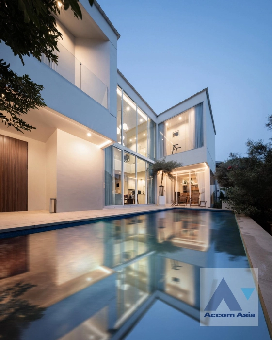 6  3 br House for rent and sale in Lat Phrao ,Bangkok  AA44953