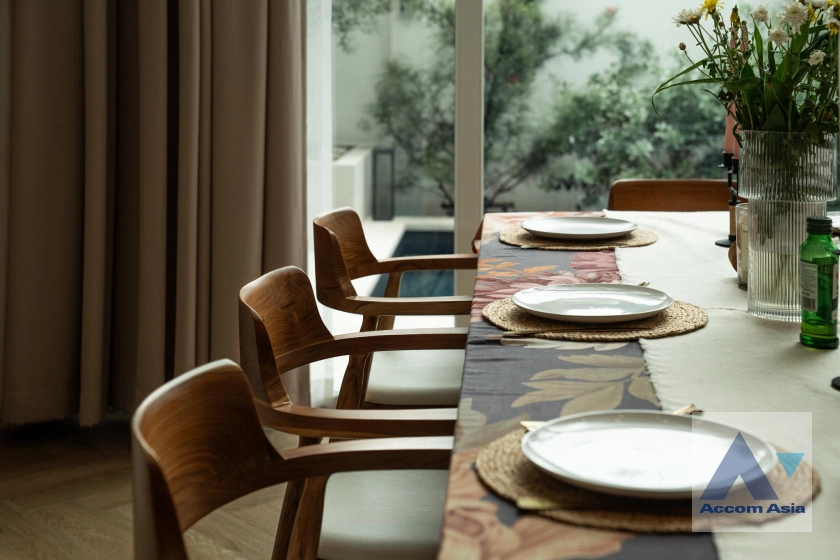 32  3 br House for rent and sale in Lat Phrao ,Bangkok  AA44953