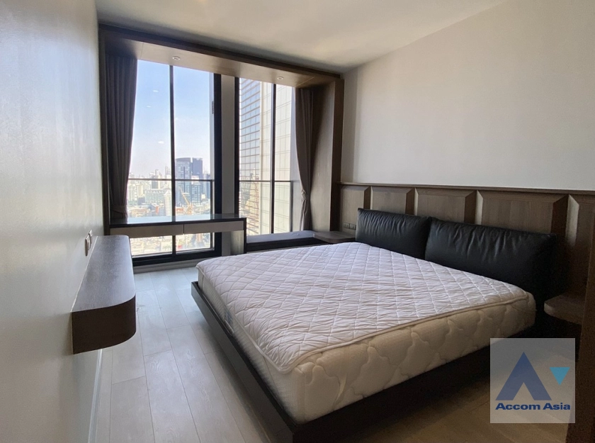 8  1 br Condominium For Sale in Ploenchit ,Bangkok BTS Ploenchit at Noble Ploenchit AA44956