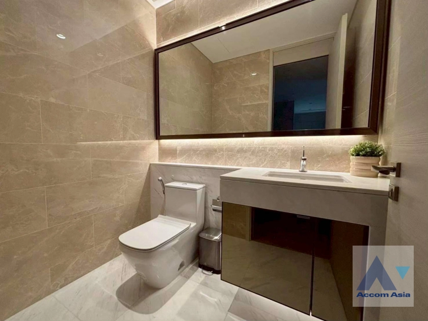 10  2 br Condominium For Rent in Ploenchit ,Bangkok BTS Chitlom at The Residences at Sindhorn Kempinski Hotel Bangkok AA44961