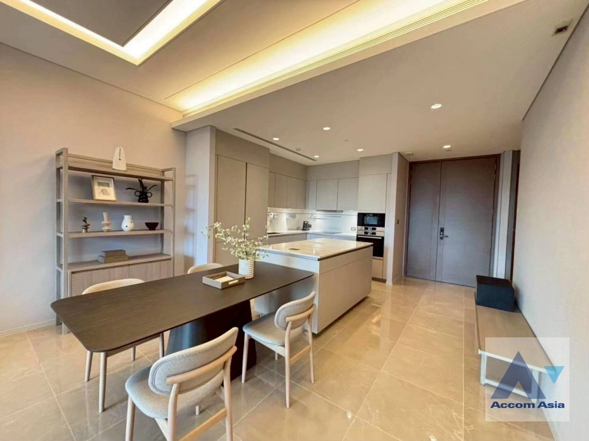 unit 2 Bedrooms  Condominium For Rent in Ploenchit, Bangkok  near BTS Chitlom (AA44961)