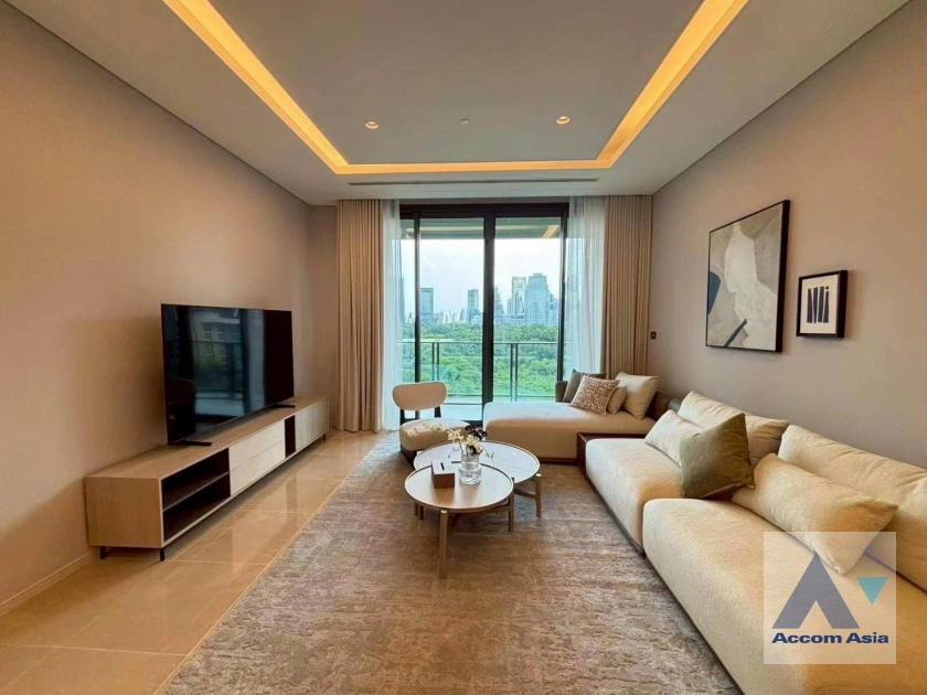 unit 2 Bedrooms  Condominium For Rent in Ploenchit, Bangkok  near BTS Chitlom (AA44961)
