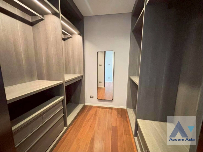 7  2 br Condominium For Rent in Ploenchit ,Bangkok BTS Chitlom at The Residences at Sindhorn Kempinski Hotel Bangkok AA44961