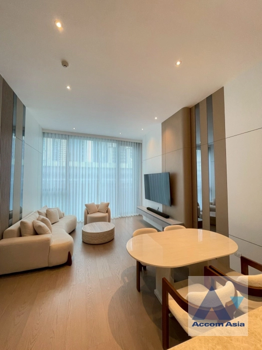 5  1 br Condominium for rent and sale in Ploenchit ,Bangkok BTS Chitlom at Scope Langsuan AA44965