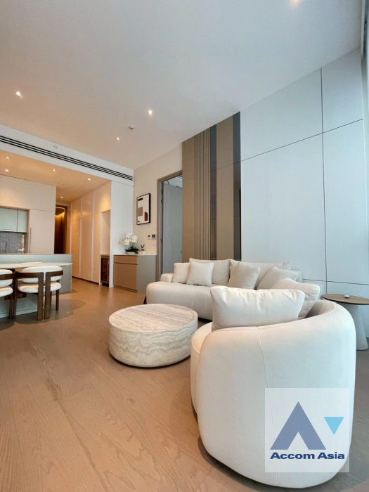 unitFully Furnished, Pet friendly |  1 Bedroom  Condominium For Rent & Sale in Ploenchit, Bangkok  near BTS Chitlom (AA44965)