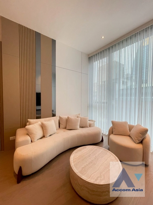 4  1 br Condominium for rent and sale in Ploenchit ,Bangkok BTS Chitlom at Scope Langsuan AA44965