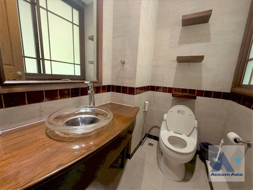 30  4 br House For Rent in Sukhumvit ,Bangkok BTS Phra khanong at Baan Sansiri Sukhumvit 67 AA44968