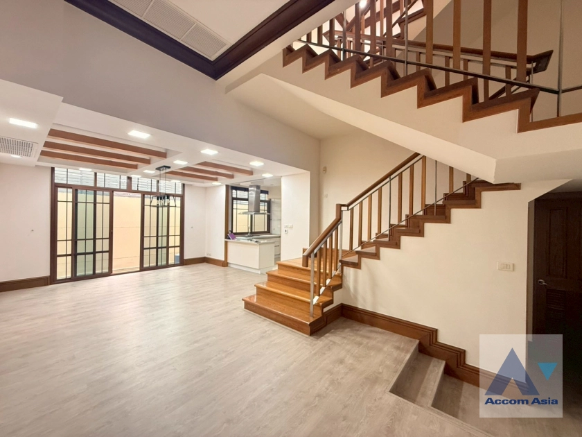 8  4 br House For Rent in Sukhumvit ,Bangkok BTS Phra khanong at Baan Sansiri Sukhumvit 67 AA44968