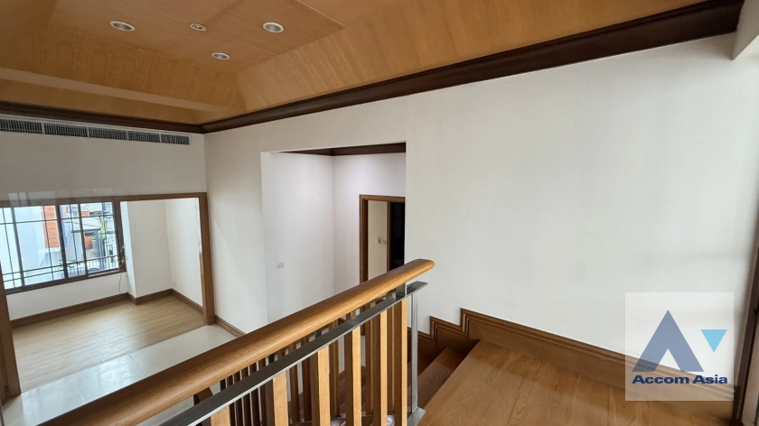 11  4 br House For Rent in Sukhumvit ,Bangkok BTS Phra khanong at Baan Sansiri Sukhumvit 67 AA44968