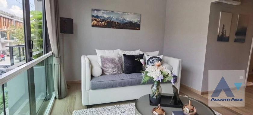 unitFully Furnished |  3 Bedrooms  House For Rent in Pattanakarn, Bangkok  (AA44969)