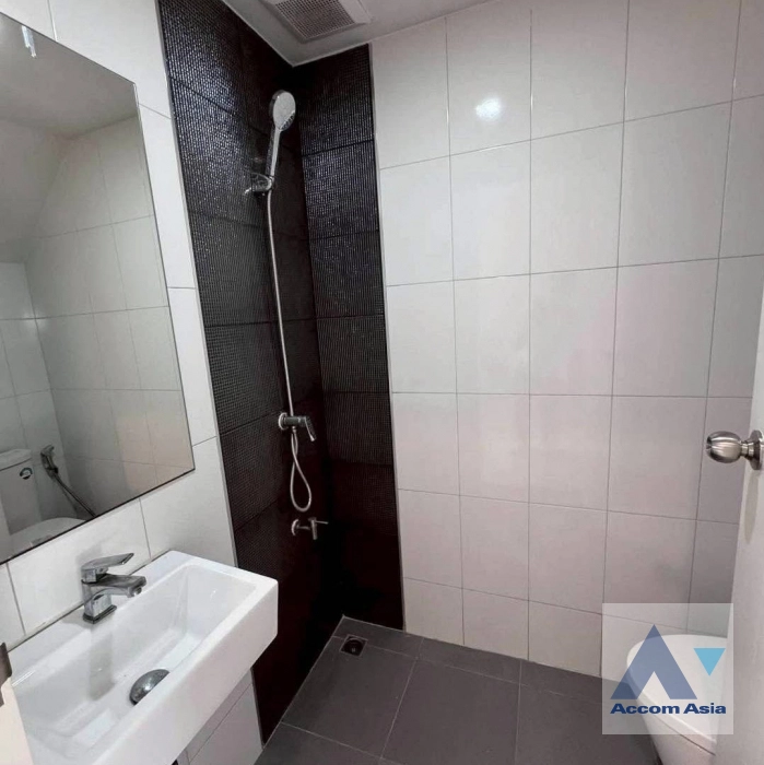 18  3 br House For Rent in Pattanakarn ,Bangkok  at EIGEN RAMA 9 AA44969