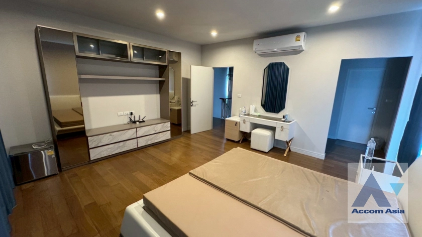 9  4 br House For Rent in Pattanakarn ,Bangkok ARL Ban Thap Chang at Burasiri Pattanakarn AA44970