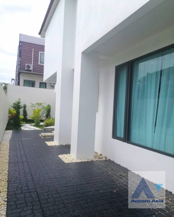 13  2 br House For Sale in Pattanakarn ,Bangkok  AA44971