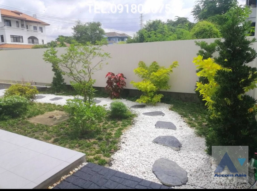 15  2 br House For Sale in Pattanakarn ,Bangkok  AA44971