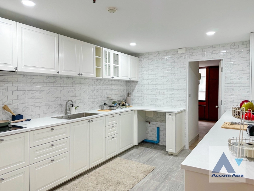 6  3 br Condominium For Sale in Sukhumvit ,Bangkok BTS Asok - MRT Sukhumvit at Las Colinas AA44976