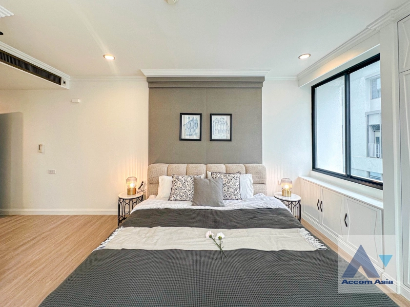 8  3 br Condominium For Sale in Sukhumvit ,Bangkok BTS Asok - MRT Sukhumvit at Las Colinas AA44976