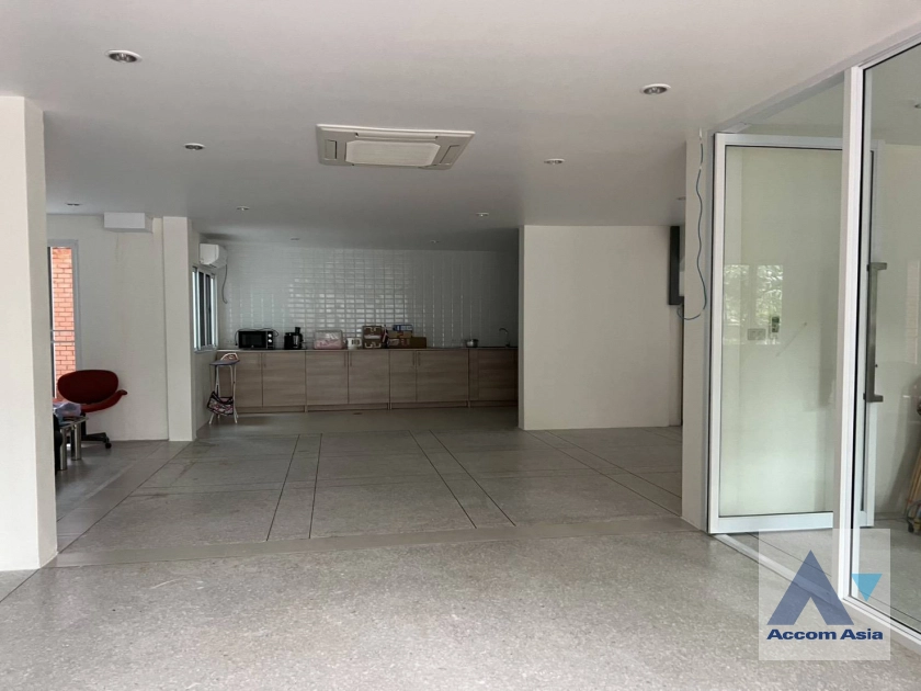  1  Townhouse for rent and sale in Sathorn ,Bangkok  AA44985