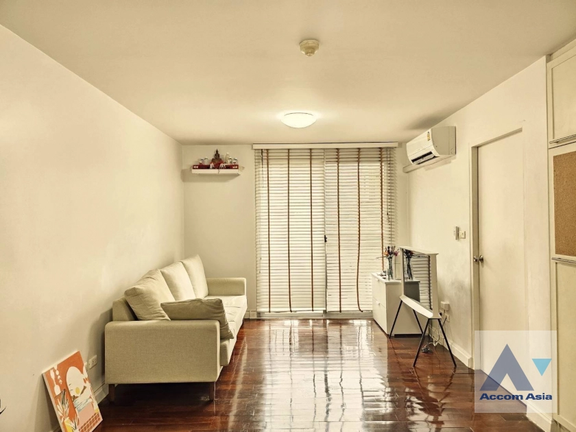 unit 1 Bedroom  Condominium For Rent in Sukhumvit, Bangkok  near BTS Thong Lo (AA44987)