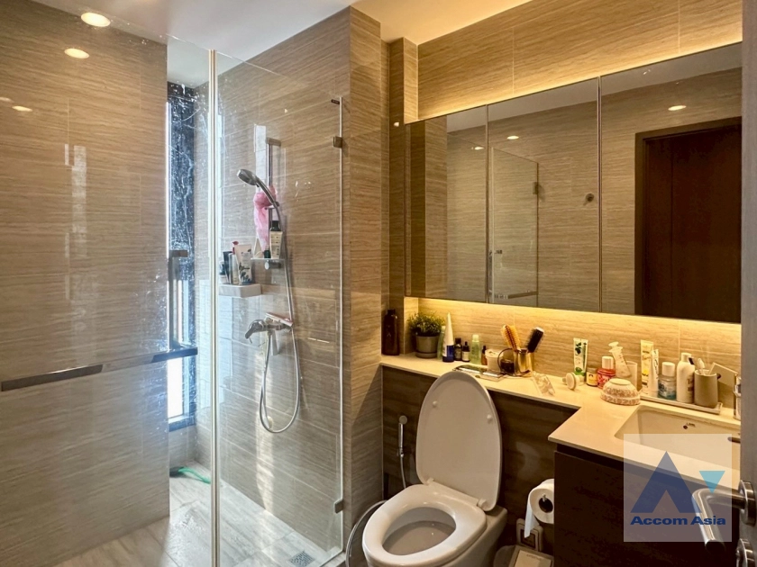 8  2 br Condominium for rent and sale in Sukhumvit ,Bangkok BTS Punnawithi at Whizdom Essence Sukhumvit AA44988