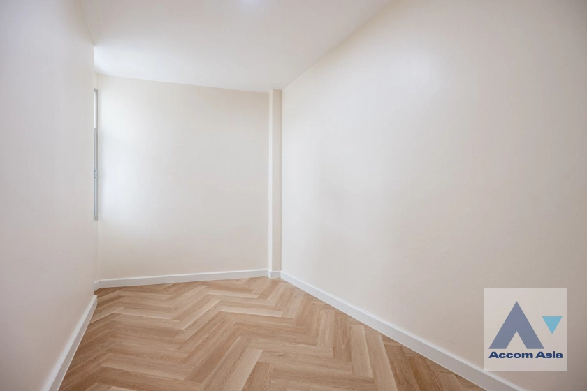 32  5 br House For Sale in Phaholyothin ,Bangkok BTS Mo-Chit AA44989