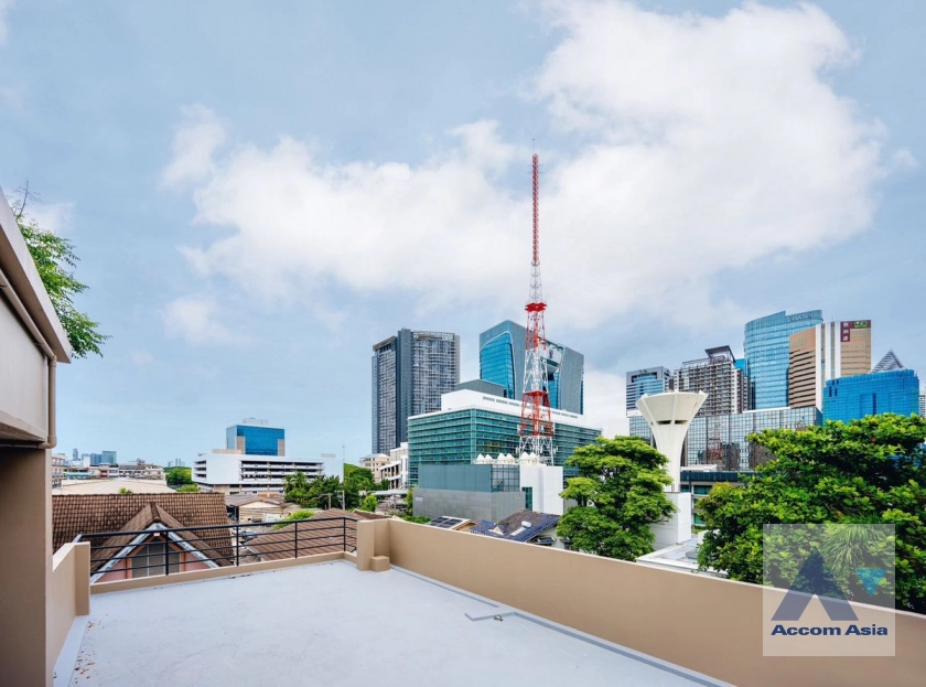 48  5 br House For Sale in Phaholyothin ,Bangkok BTS Mo-Chit AA44989