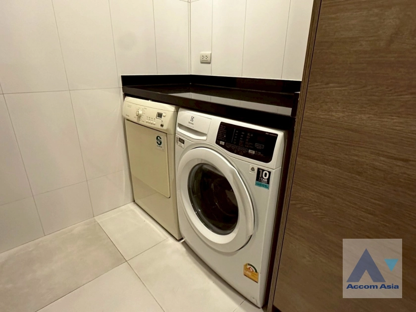 10  3 br Apartment For Rent in Sukhumvit ,Bangkok BTS Thong Lo at The Modern dwelling AA44991