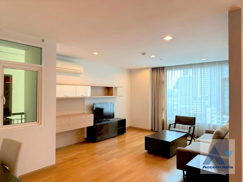 unit 3 Bedrooms  Apartment For Rent in Sukhumvit, Bangkok  near BTS Thong Lo (AA44991)